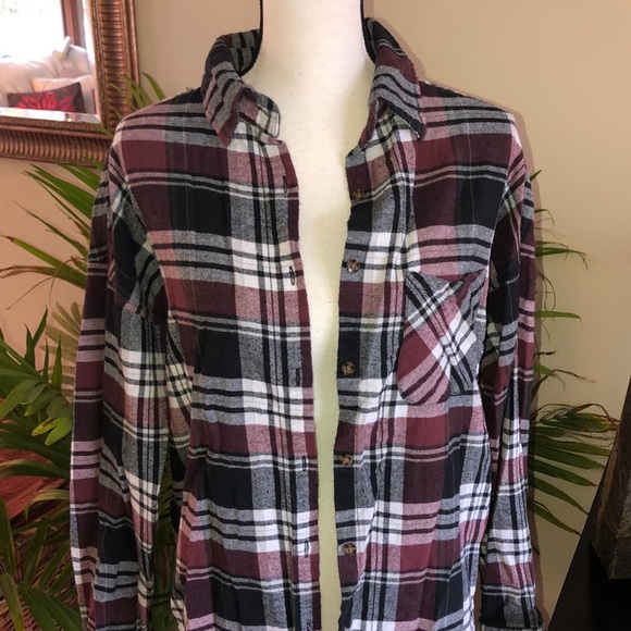 Kiara maroon and black flannel - Picture 2 of 5